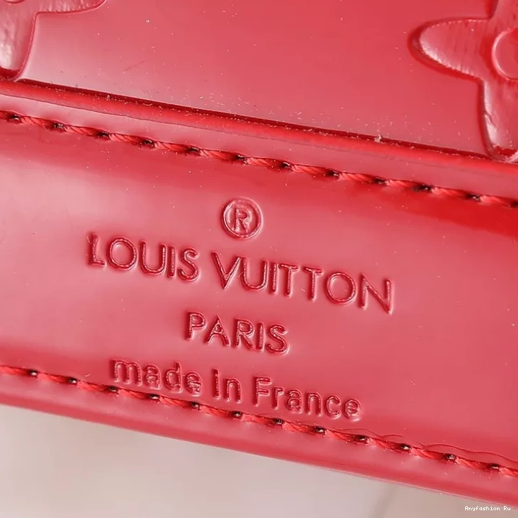 Messenger Bags For 4243 Louis Bright Vuitton Women 0311